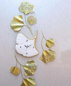Wall Clock Décor